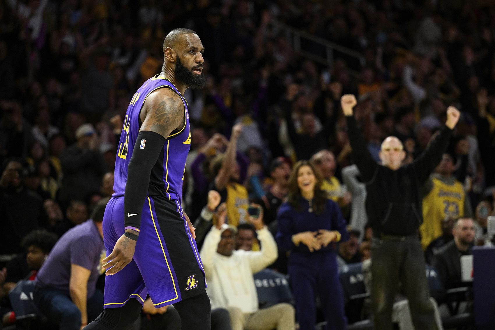 詹姆斯：膝伤恢复良好 尽量在九月底训练营开始时达到100%的状态