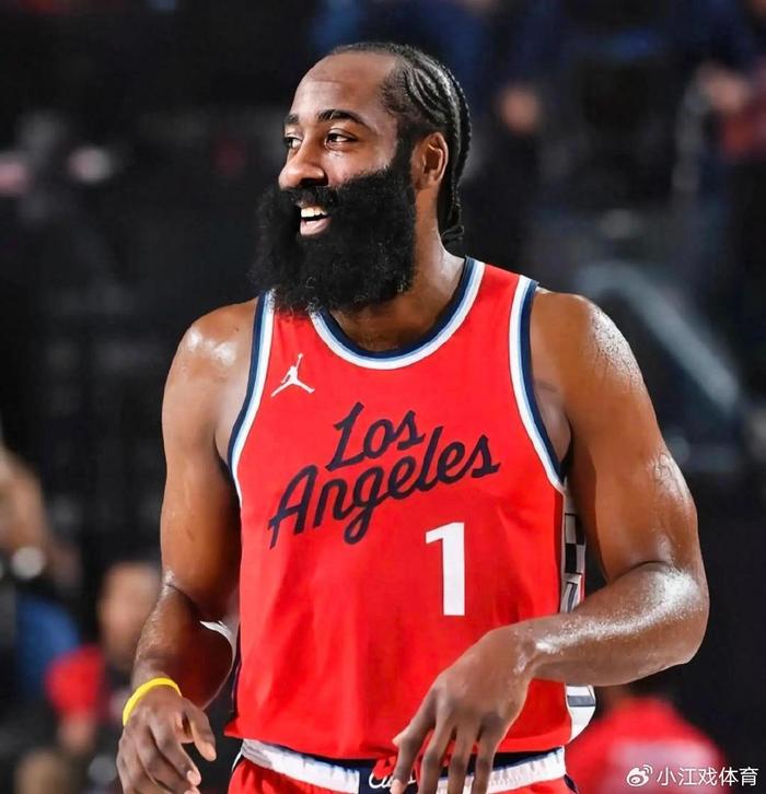 开云-名嘴：哈登不会为冠军降薪，球商不输任何球员，快船也只能续约