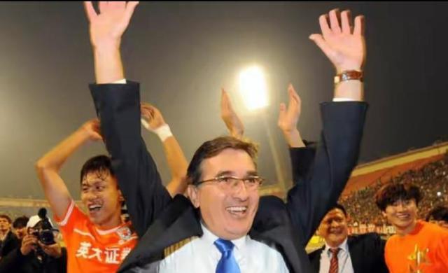 开云官网-强调多面性提拔年轻人 慈父伊万却也有铁腕一面