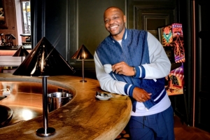 开云体育官网-40岁曼丹达：我与马赛是天作之合，丢掉法国队首发门将让我很失落