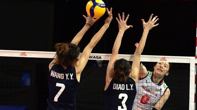开云体育官网-中国女排替补阵容负日本 一传现纰漏无人得分上双