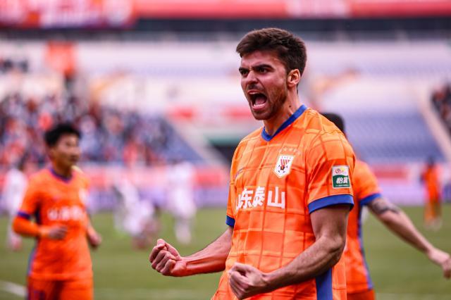 开云-【中超】泽卡单刀马德鲁加首球 泰山4比1胜十人英博